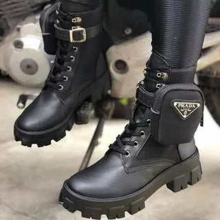 Bota Feminina Coturno com Bolsinha Blogueira Bag 001