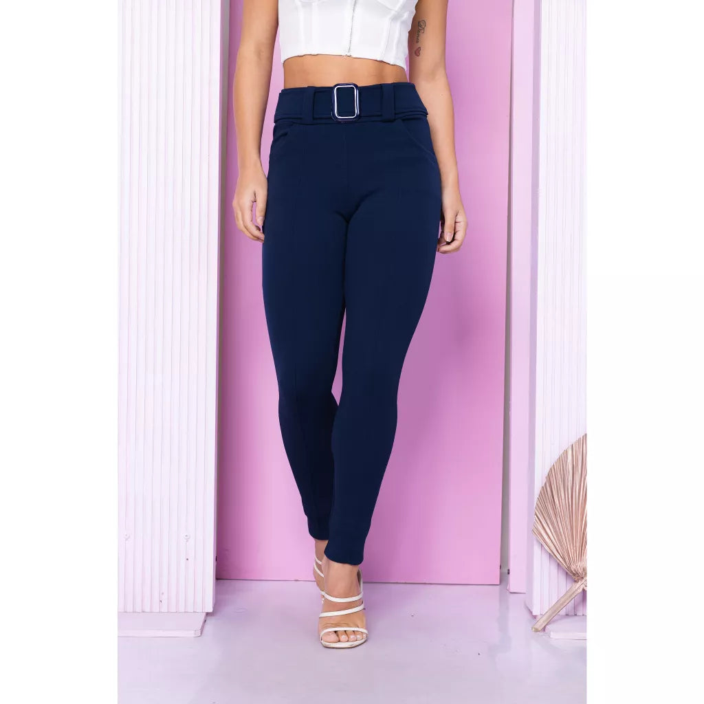 Calça Feminina de Malha Crepe com Cinto Cintura Alta Skinny/Flare Pura Elegância