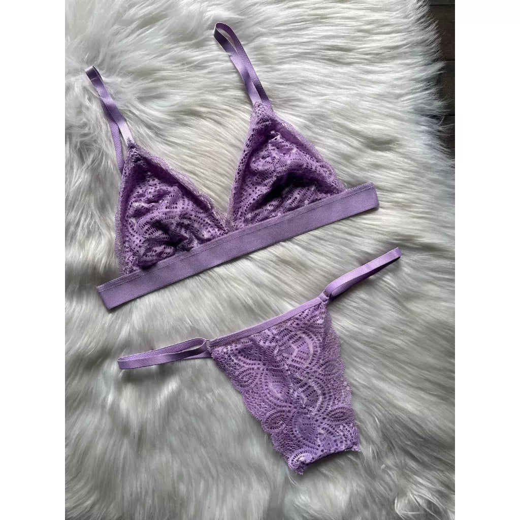 Conjunto De Lingerie Sem Bojo Em Renda E Calcinha Com Regulagem Moda Íntima