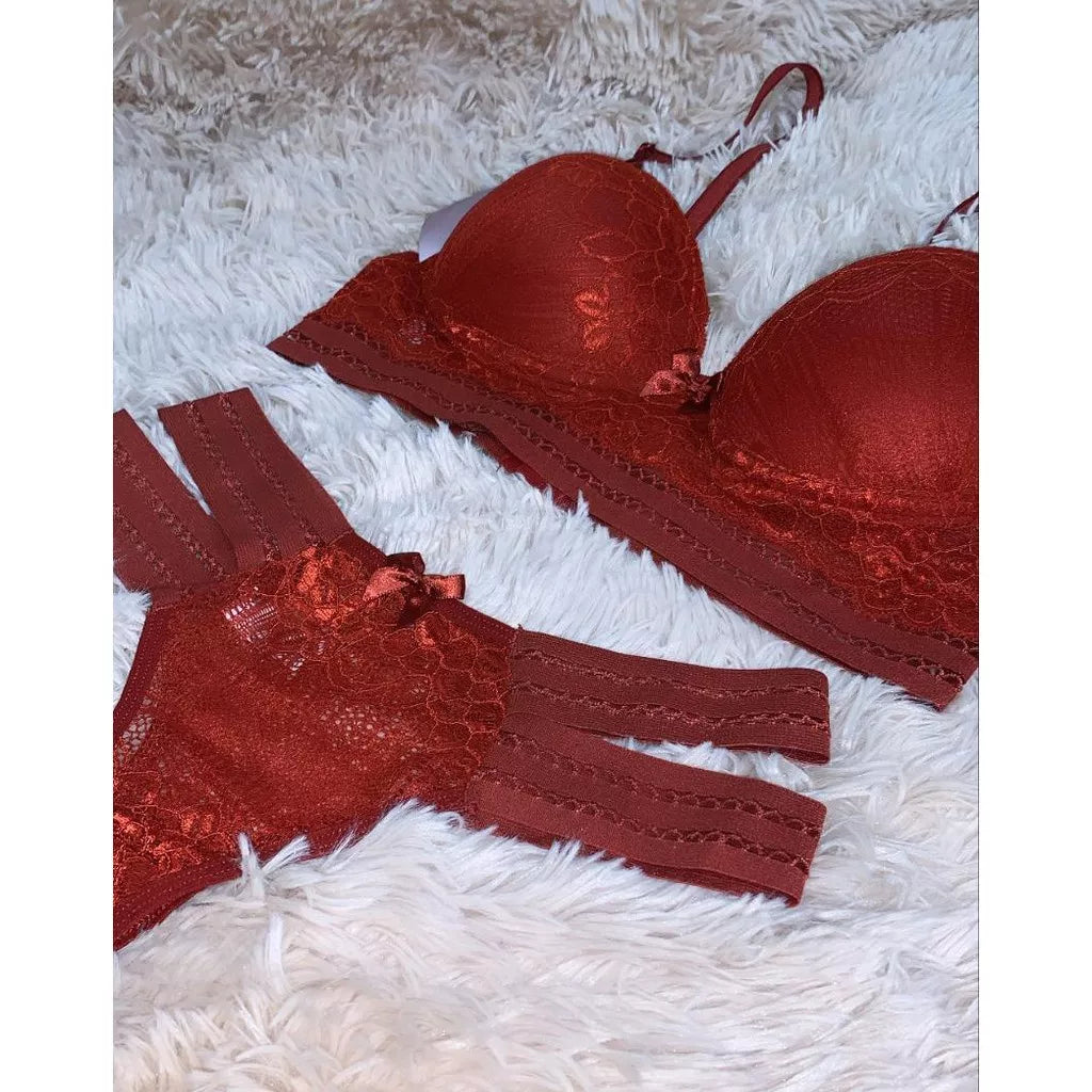 Conjunto 2 Tiras Laterais Sutian Com Calcinha Super Luxo Lingerie Roupa Cropedd