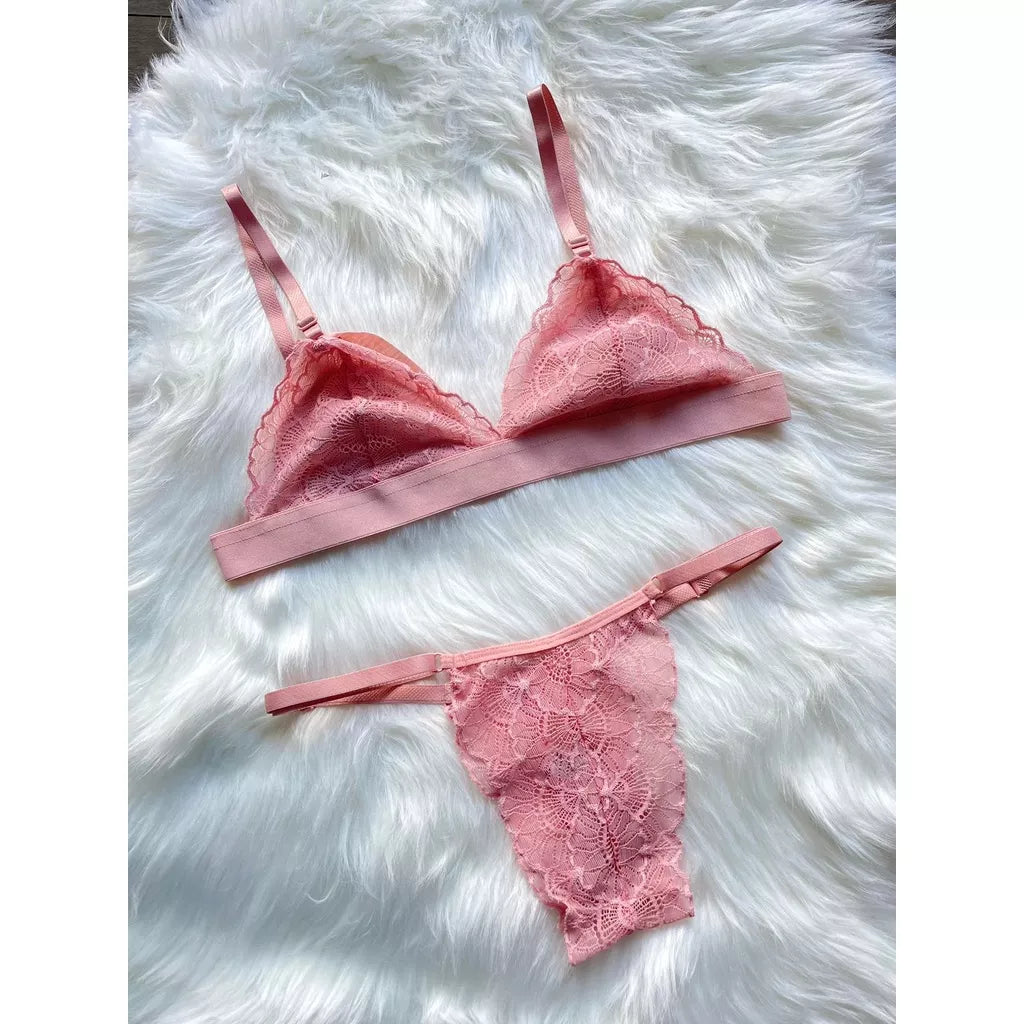 Conjunto De Lingerie Sem Bojo Em Renda E Calcinha Com Regulagem Moda Íntima